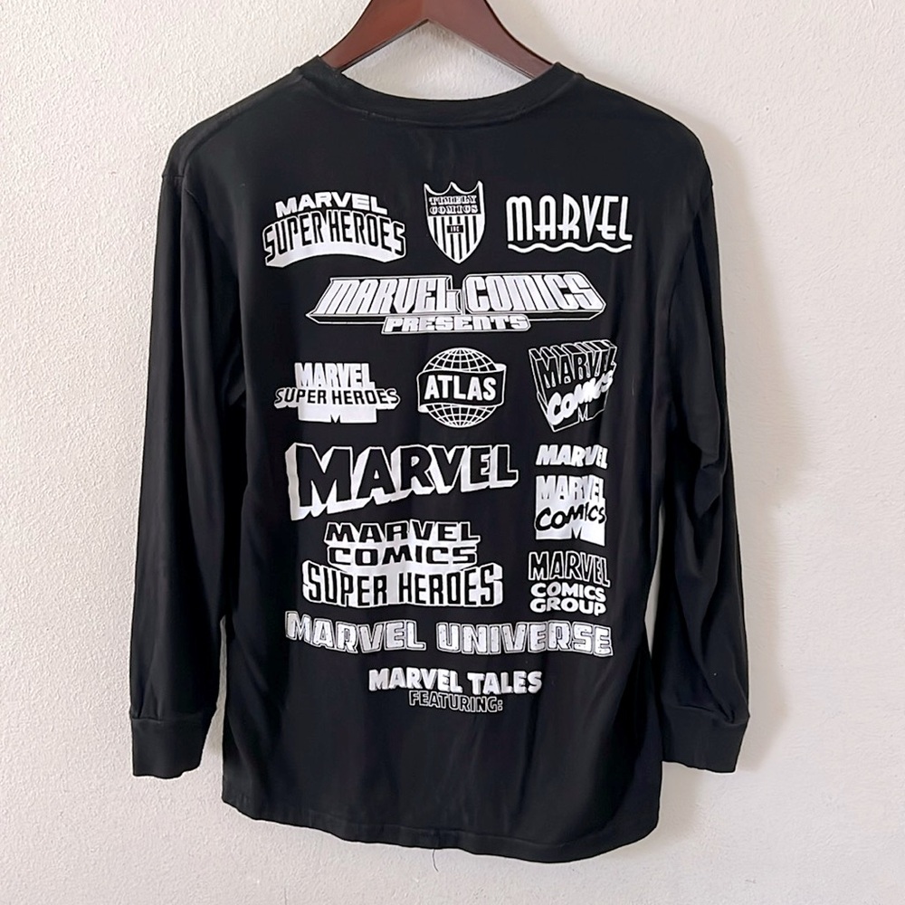 Marvel Comics Long-Sleeve Size Medium Unisex Graphic Shirt